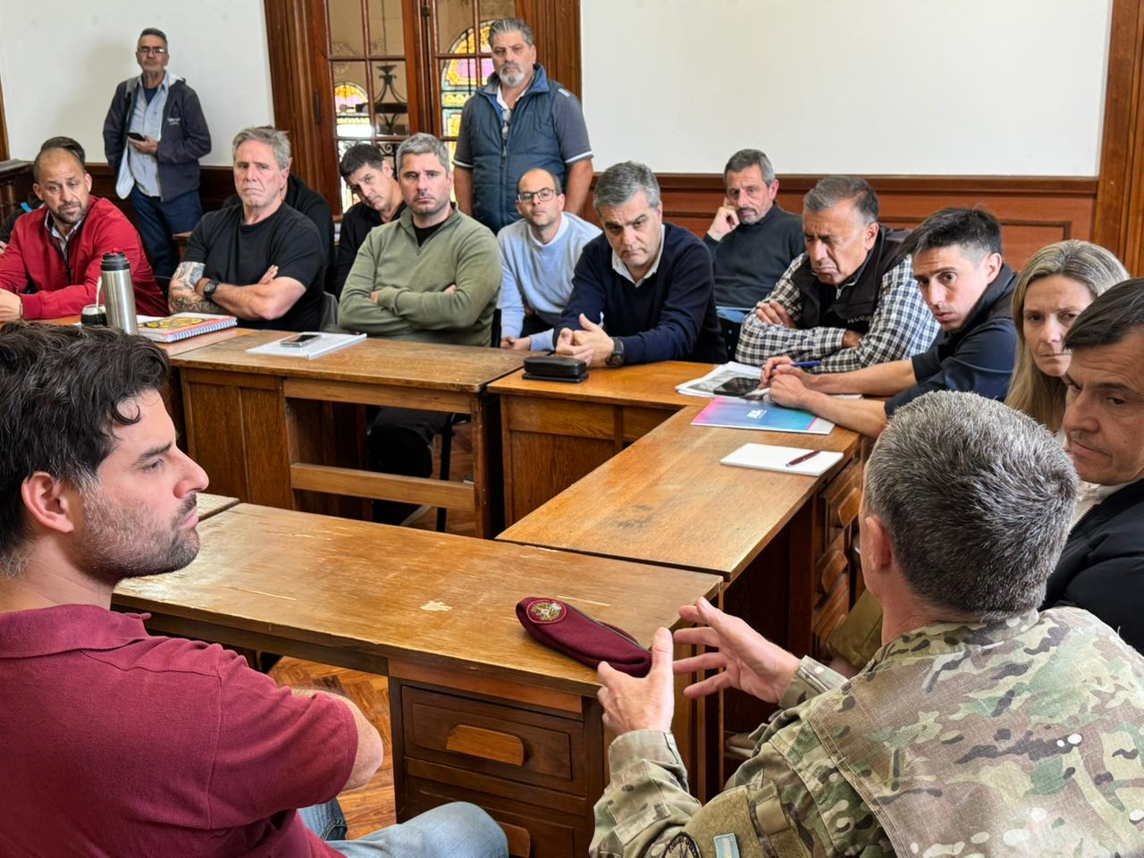 Rodríguez firma junto al titular del BAPRO